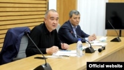 Мэр города Ташкента Джахонгир Артыкходжаев (первый слева).