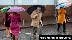 Упродовж минулої доби, 10 жовтня, в Україні виявили 4 768 нових випадків COVID-19, свідчать дані РНБО