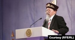 Топчубек Тургуналиев.