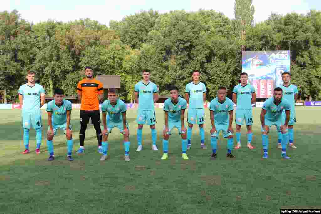 &laquo;Абдыш-Ата&raquo; командасынын оюнчулары быйыл формасын жаңыртты. Буга чейин клуб жашыл түстөгү форма менен ойноп келген. Кыргыз футболдук бирикмесинин чечимине ылайык премьер-лиганын оюндары эки айлампада жана бардык оюндар Кант шаарында өтүп жатат.&nbsp;