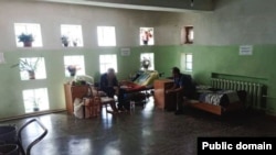 Төмөнкү Серафимовка айылындагы карылар жана майыптар үйү.