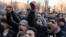 Протестующие у здания прокуратуры в Гюмри. 15 января 2015 года